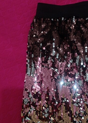 Bershka Pullu mini etek