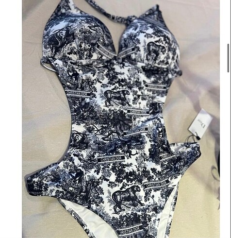 Christian Dior mayokini