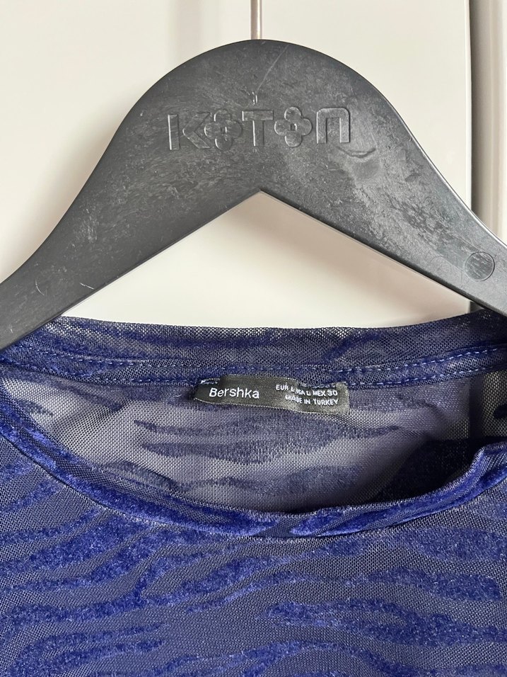 Uzun Kollu Lacivert Büzgülü Bluz - Görsel 3