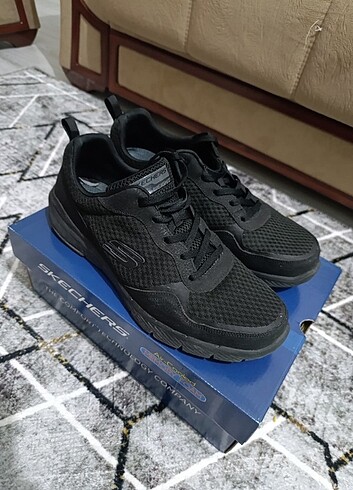 Skechers erkek ayakkabı 45 numara