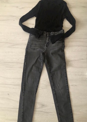 Gri Kadın Kemerli Dar Kesim Kot Pantolon - Görsel 2