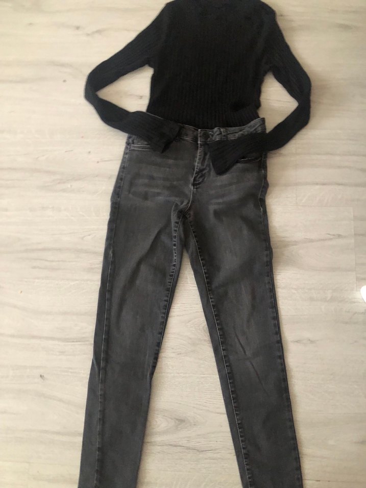 Gri Kadın Kemerli Dar Kesim Kot Pantolon - Görsel 2