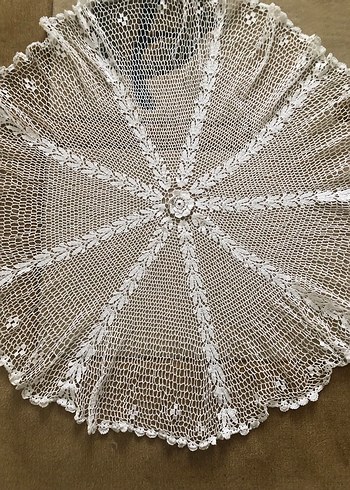 El Yapımı Bohem Dantel Yuvarlak Örtü - Görsel 3