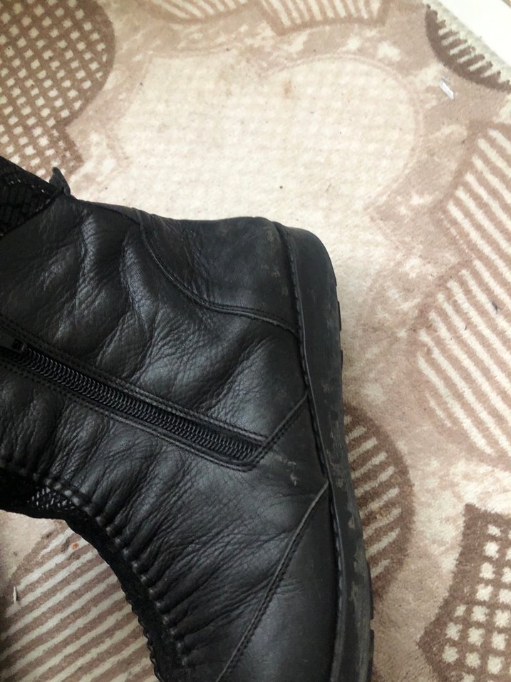 Fermuarlı Siyah Deri Kadın Bot - Görsel 3