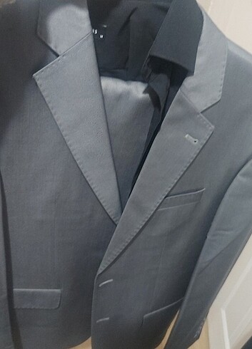 İki adet erkek takim elbise - Görsel 2