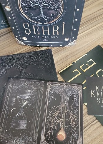  Beden Renk Katil Kalpler Şehri - Elif Melissa