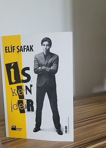 İskender - elif şafak 