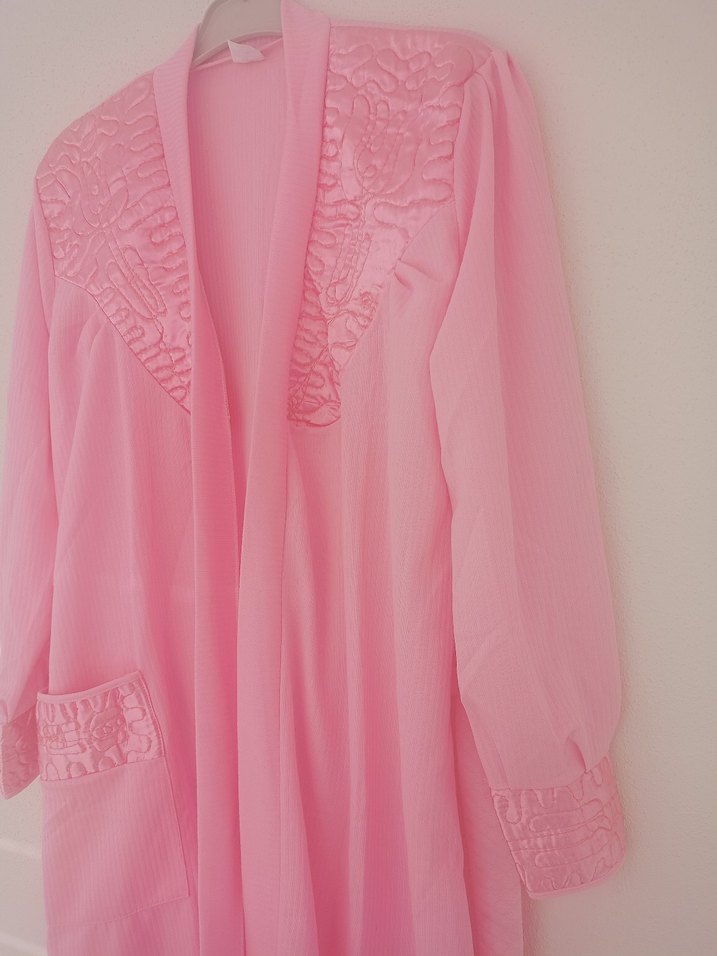 Pembe Nakışlı Uzun Kadın Sabahlık - Görsel 2
