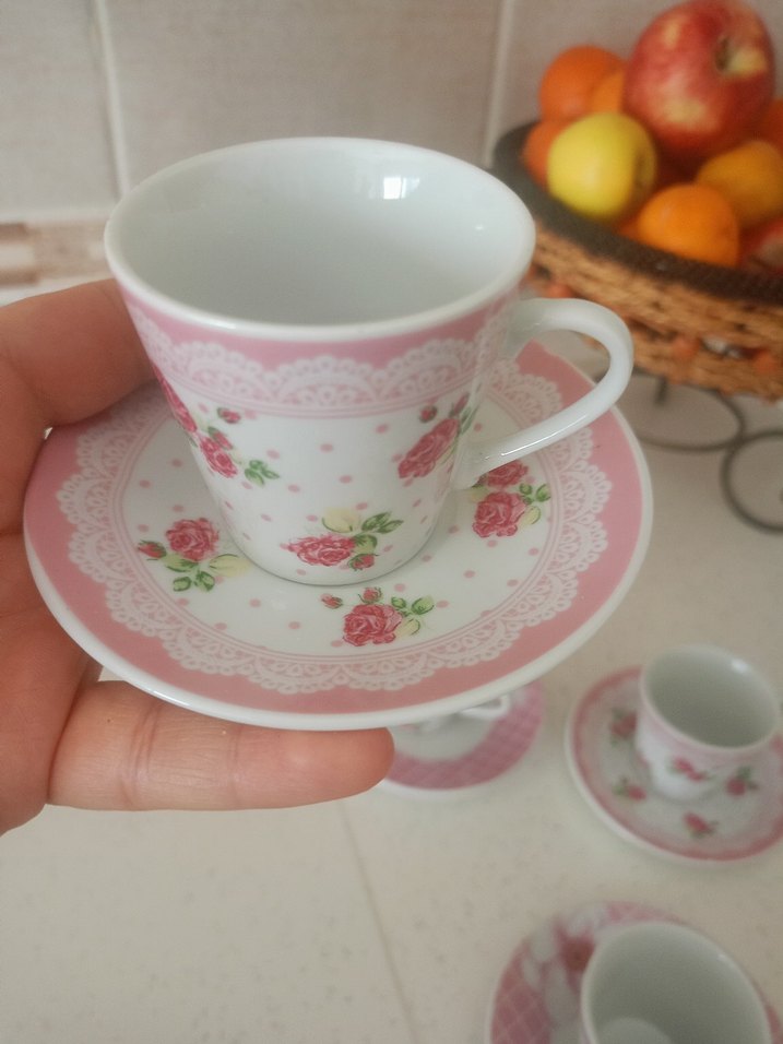 Pembe Desenli 4'lü Çay Fincanı Seti - Görsel 3