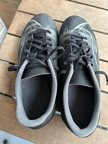 38 Beden siyah Renk Nike orjinal 38 5 bucuk