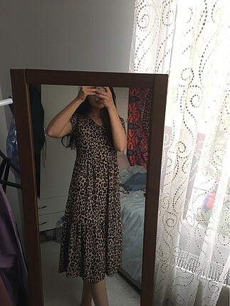 Leopar desenli elbise