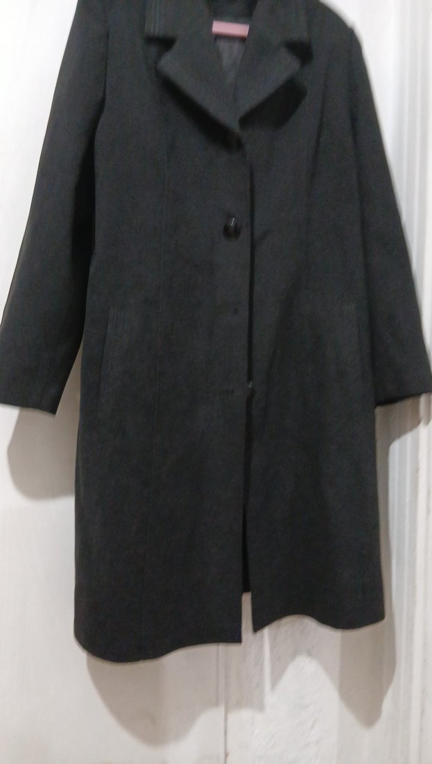 Siyah Kadın Kaban, Düğmeli, Klasik Kesim - Görsel 3