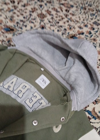 Erkek Çocuk Kapüşonlu Gri Street Wear Ceket - Görsel 3