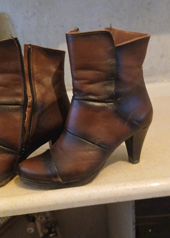 Kahverengi Deri Kadın Topuklu Bot - Görsel 3