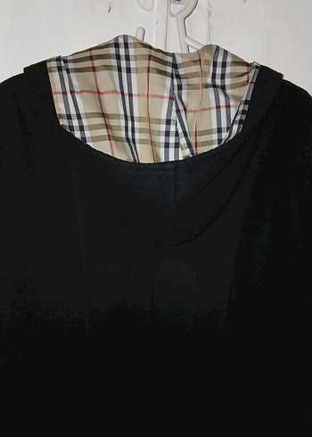 Kapüşonlu Siyah Kaban - Görsel 7