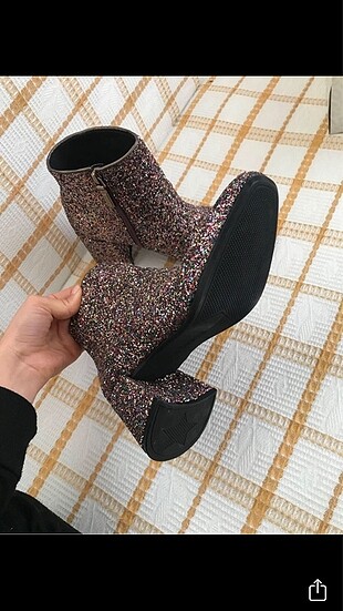 37 Beden Bershka bot