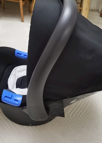 Gri ve Siyah Bebek Arabası - Görsel 6