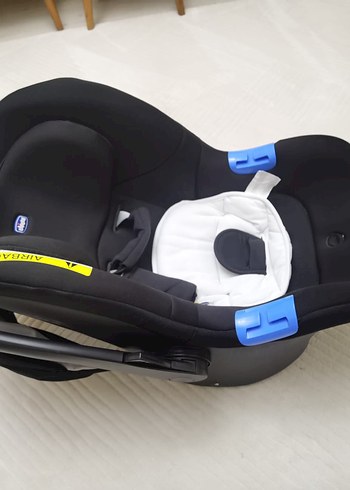 Gri ve Siyah Bebek Arabası - Görsel 5