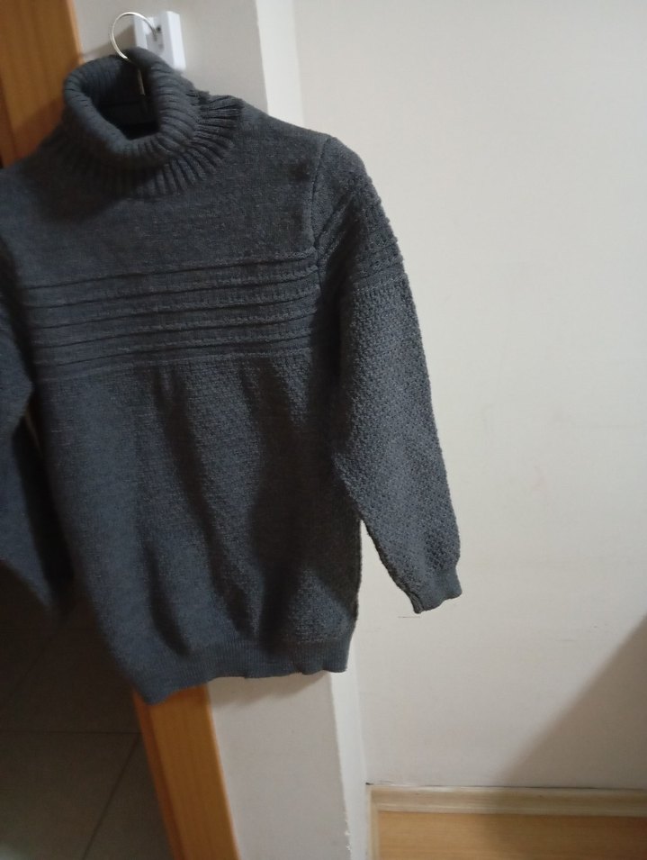 Gri Kadın Boğazlı Kazak - Görsel 3