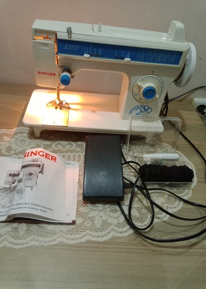 Singer dikiş makinası ve nanis makinası - Görsel 3