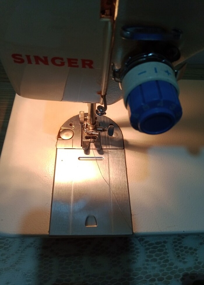 Singer dikiş makinası ve nanis makinası - Görsel 5