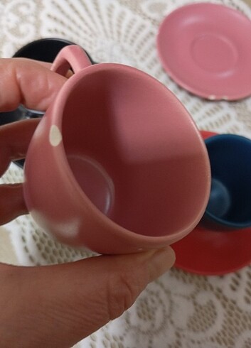 Üç adet fincan - Görsel 3