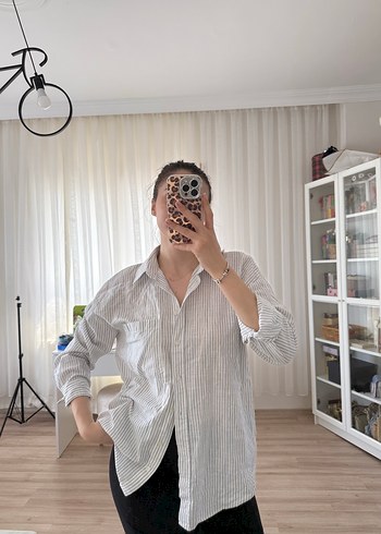 Mavi beyaz çizgili keten gömlek