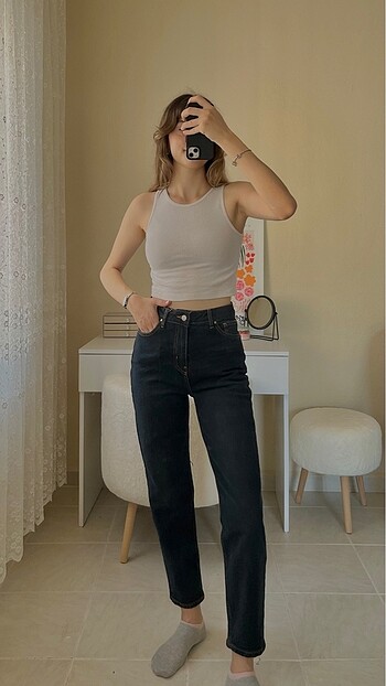 mom jean