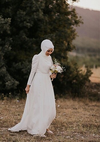 Beyaz nikah ve dış çekim elbisesi