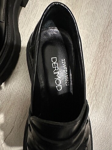 36 Beden siyah Renk Derimod Yuksek Taban Loafer