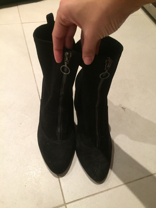 38 Beden Zara bot