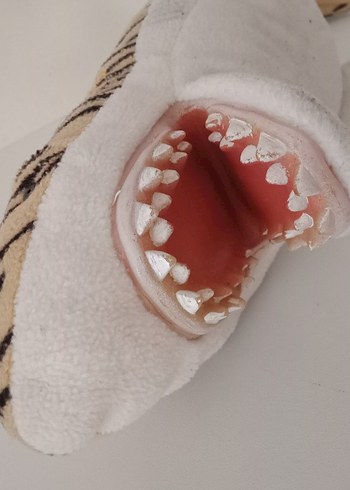 Beden Renk Londra'dan Kaplan Köpekbalığı Peluş Oyuncak
