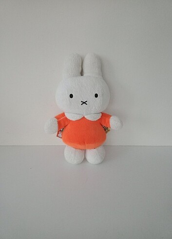 Miffy Tavşan Peluş Oyuncak