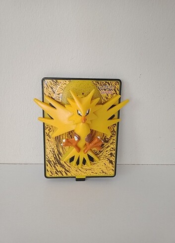 Burger King Pokemon 3D Power Cards Zapdos