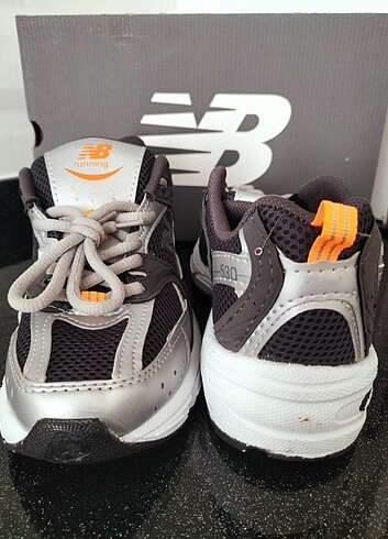 37 Beden gri Renk New balance gri 530 unisex spor ayakkabı