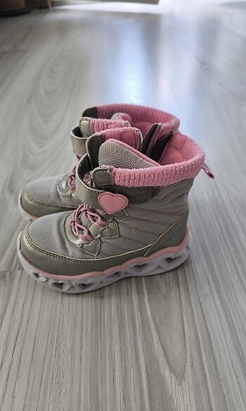 Skechers bot