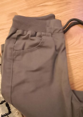 Diğer Gri çocuk okul pantolonu