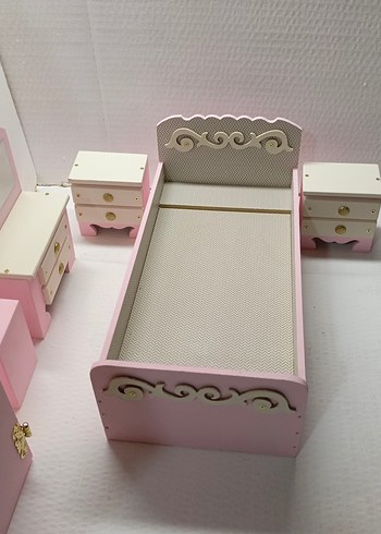 Pembe Bebek Mobilyası ve Bebekler - Görsel 3