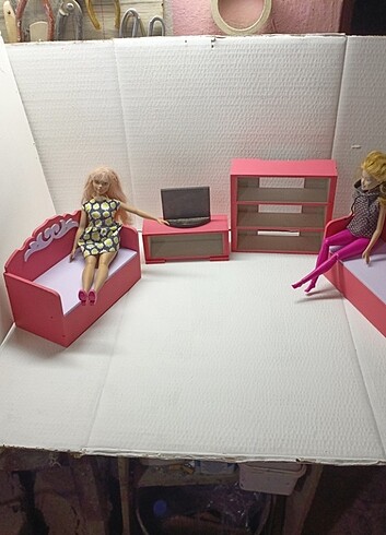 Beden Renk Barbie boy koltuk seti