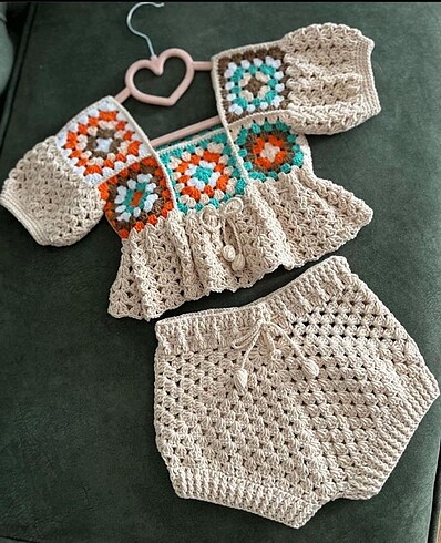 Bebek veya çocuk için motif takım