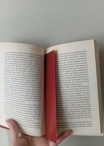 Kırmızı Pazartesi - Gabriel Garcia Marquez