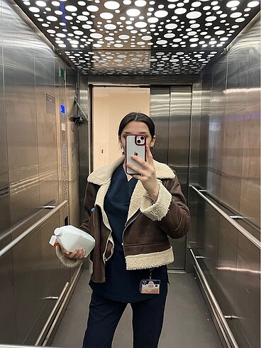 s Beden Hemşire üniforması
