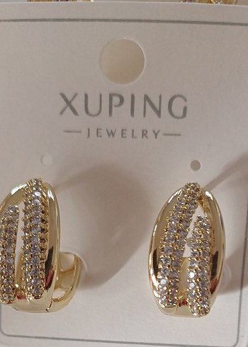 Altın Renk Mini Payetli Kadın Çelik Küpeler Tane 370TL - Görsel 2