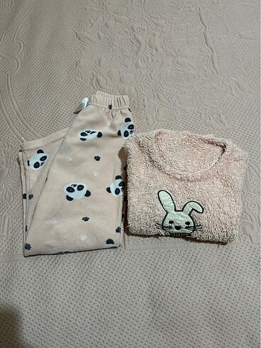 Pijama takımı