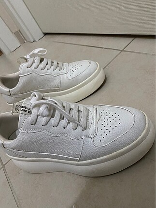 37 Beden beyaz Renk Sneaker