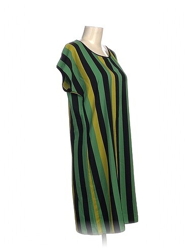 Vintage Love PreLoved Kısa Elbise %70 İndirimli.