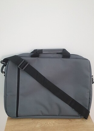Laptop Çantası gri 15.6* yeni paketli