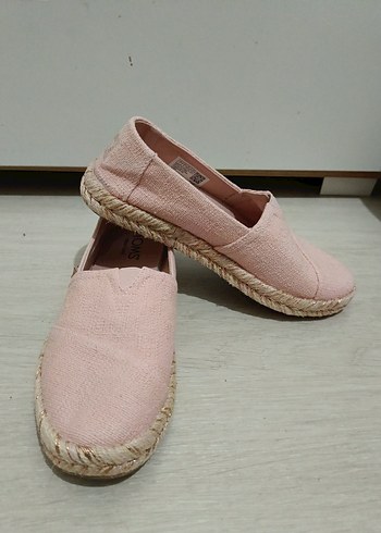 TOMS 37,5