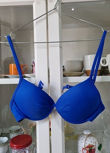 Bikini üstü 