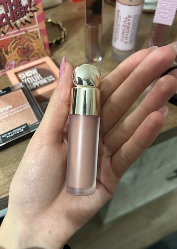 Rare beauty Bej Renk Sıvı Allık - Görsel 2